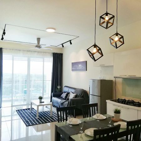 Ara Damansara Oasis Residence, Specious Home 4-8Pax, 8Min Subang Airport, 10Min Sunway Petaling Jaya Luaran gambar