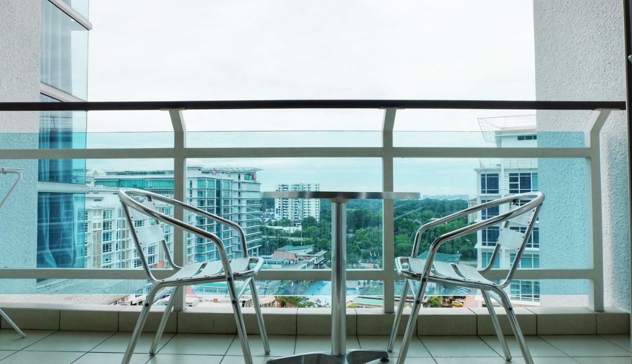 Ara Damansara Oasis Residence, Specious Home 4-8Pax, 8Min Subang Airport, 10Min Sunway Petaling Jaya Luaran gambar